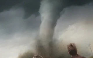 Twisters poster - Is it safe for kids?