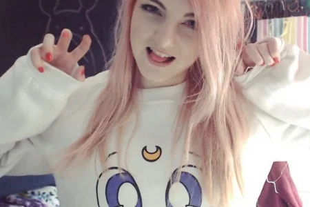 LDShadowLady Content poster - Is it safe for kids?